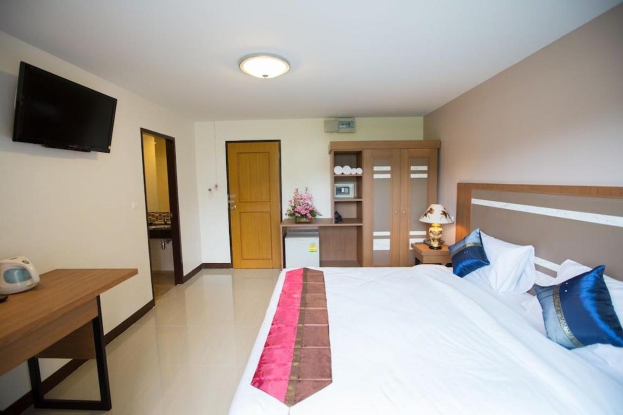 Patong V Hotel Ngoại thất bức ảnh
