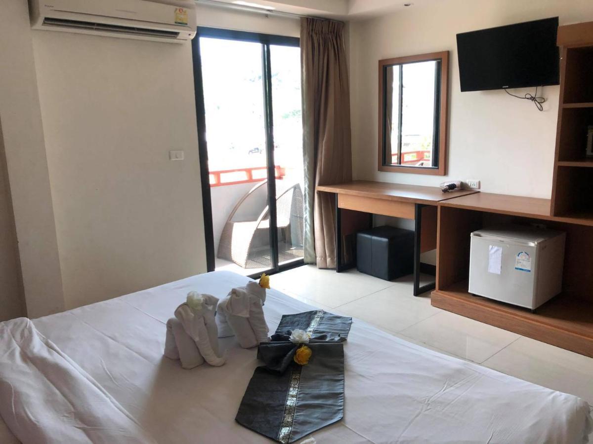 Patong V Hotel Ngoại thất bức ảnh