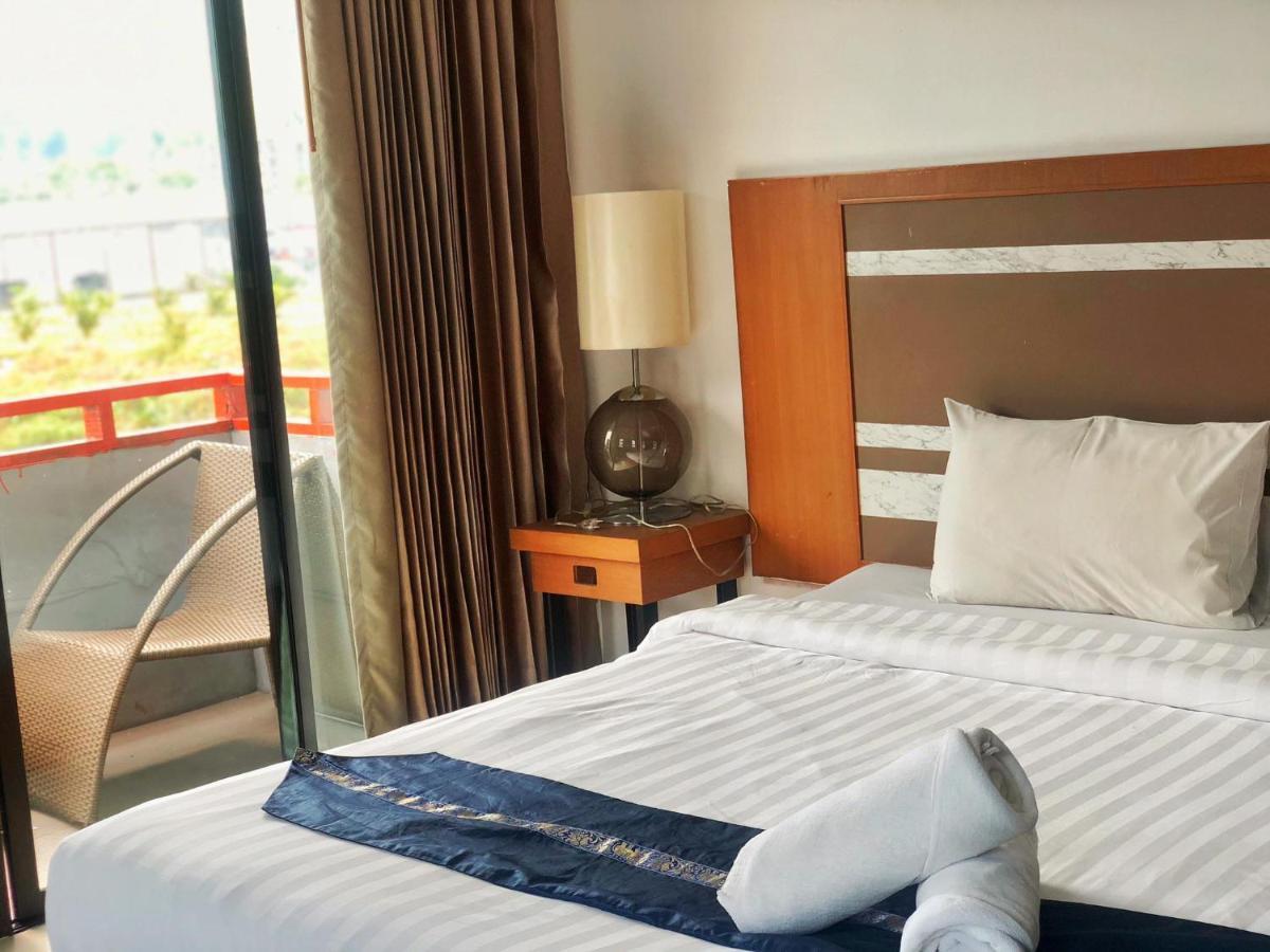 Patong V Hotel Ngoại thất bức ảnh