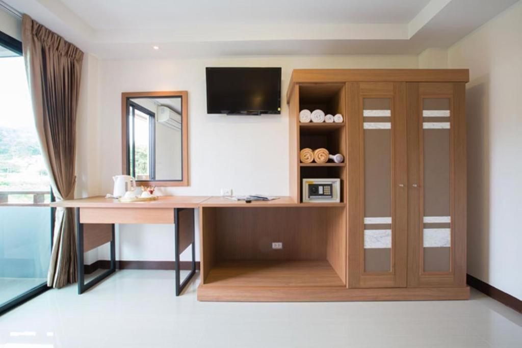Patong V Hotel Ngoại thất bức ảnh