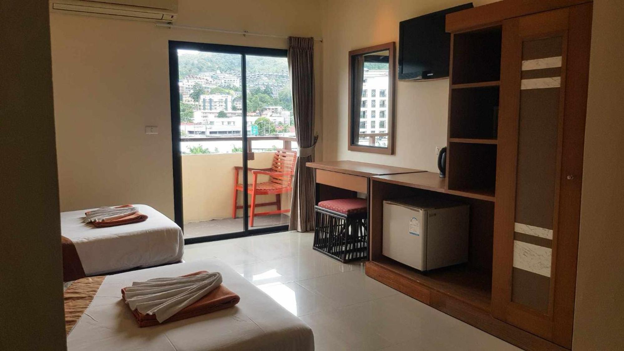 Patong V Hotel Ngoại thất bức ảnh